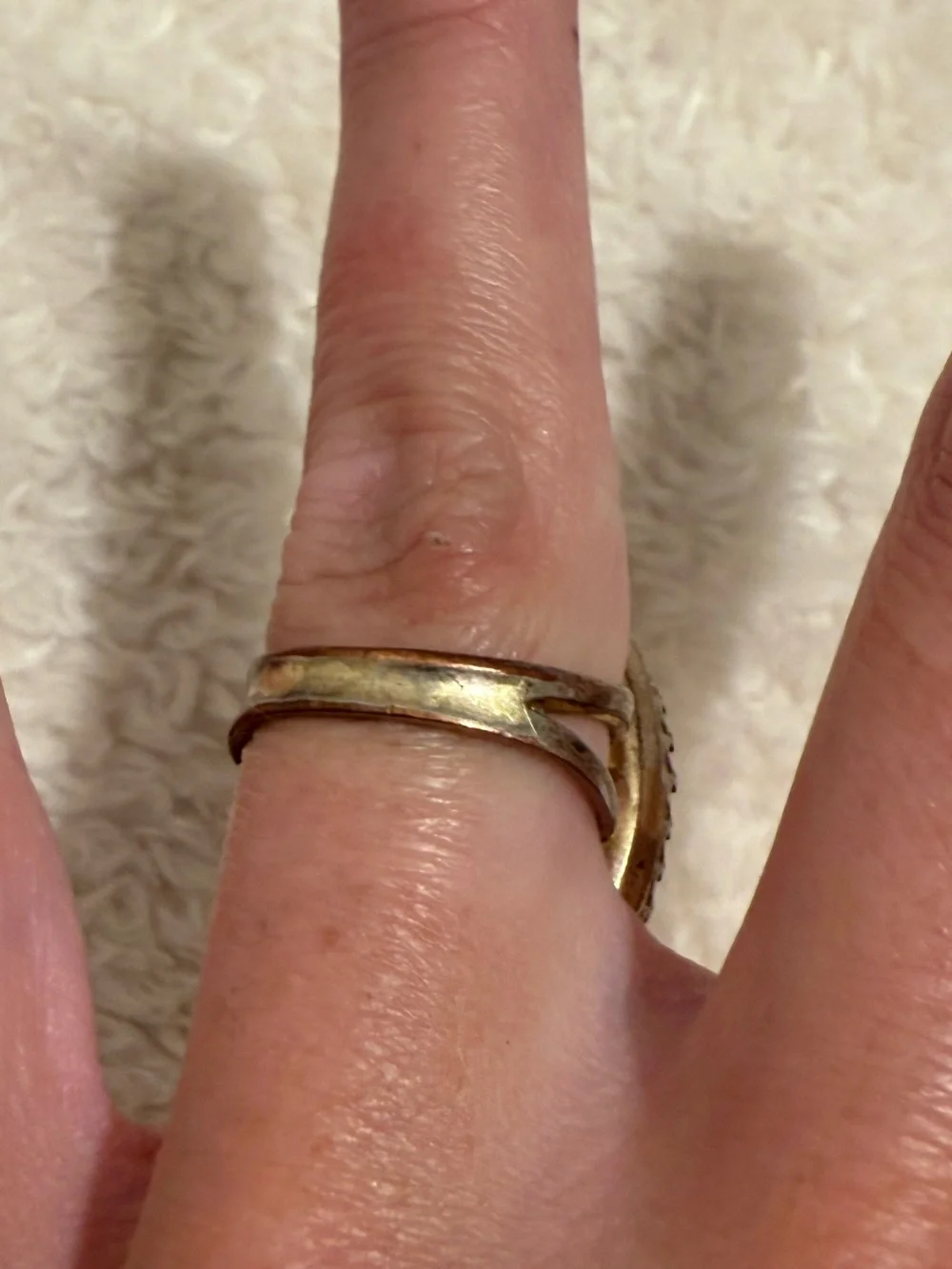 Elegant Gold-Trim Oval Cocktail Ring - Women's Jewelry